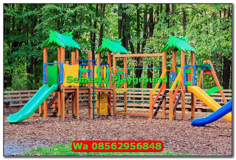 Pabrik Playground Kayu Bontang