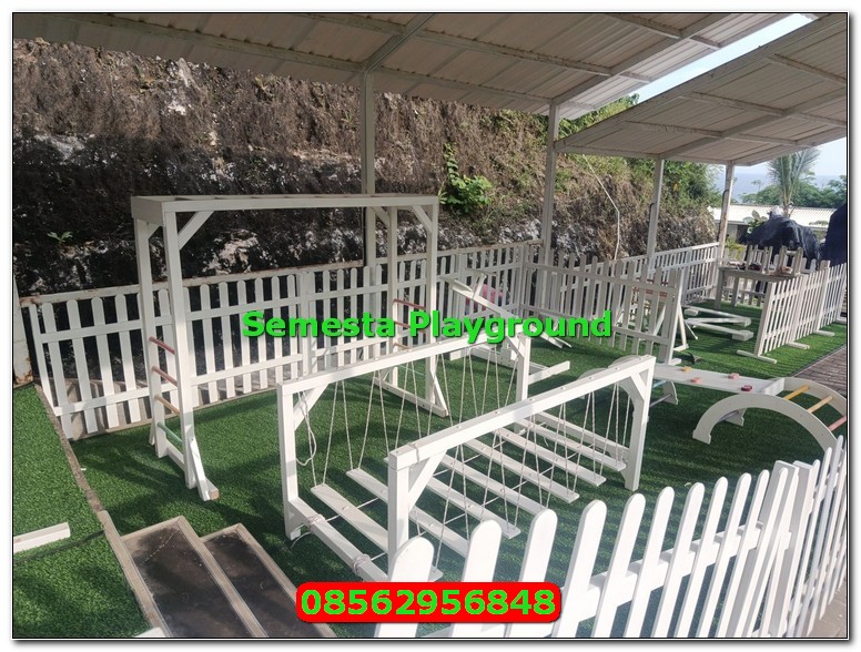 Jual Playground Kayu Balikpapan 