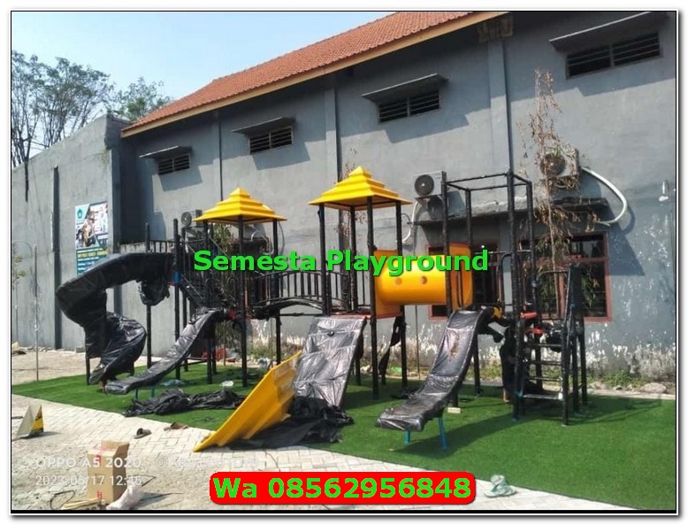 Kontraktor Playground Pontianak